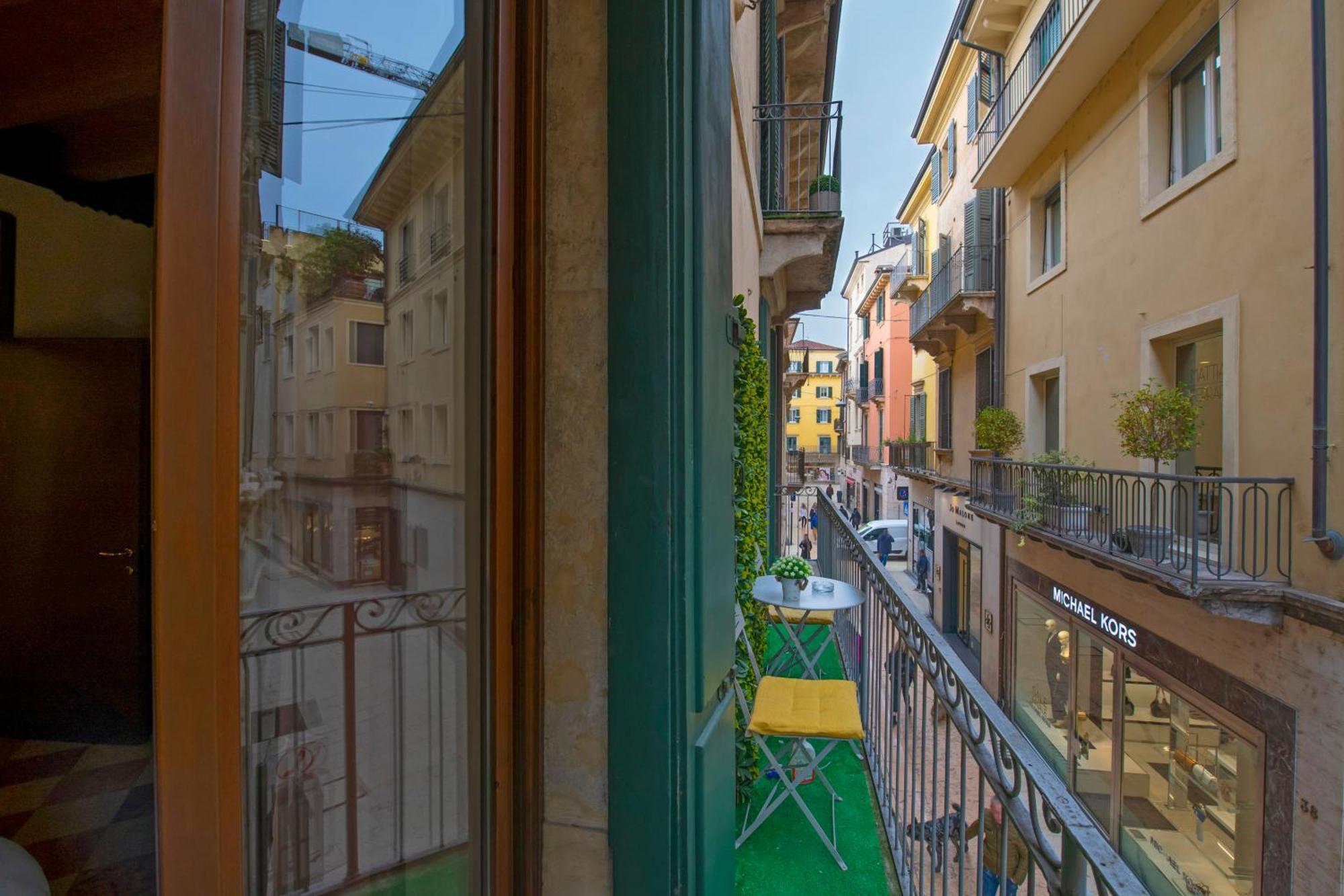 Palace Home Mazzini Verona Esterno foto