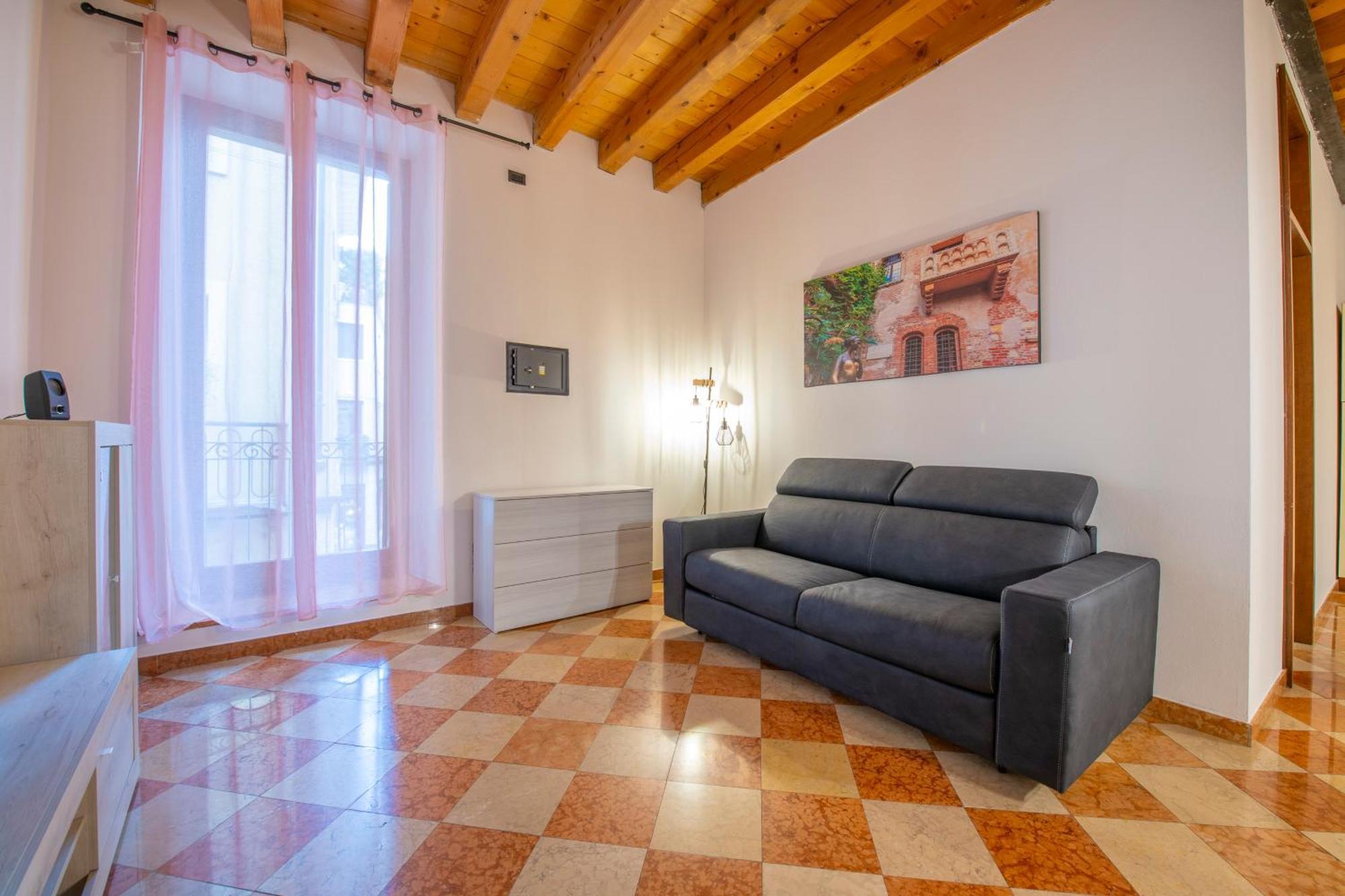 Palace Home Mazzini Verona Esterno foto
