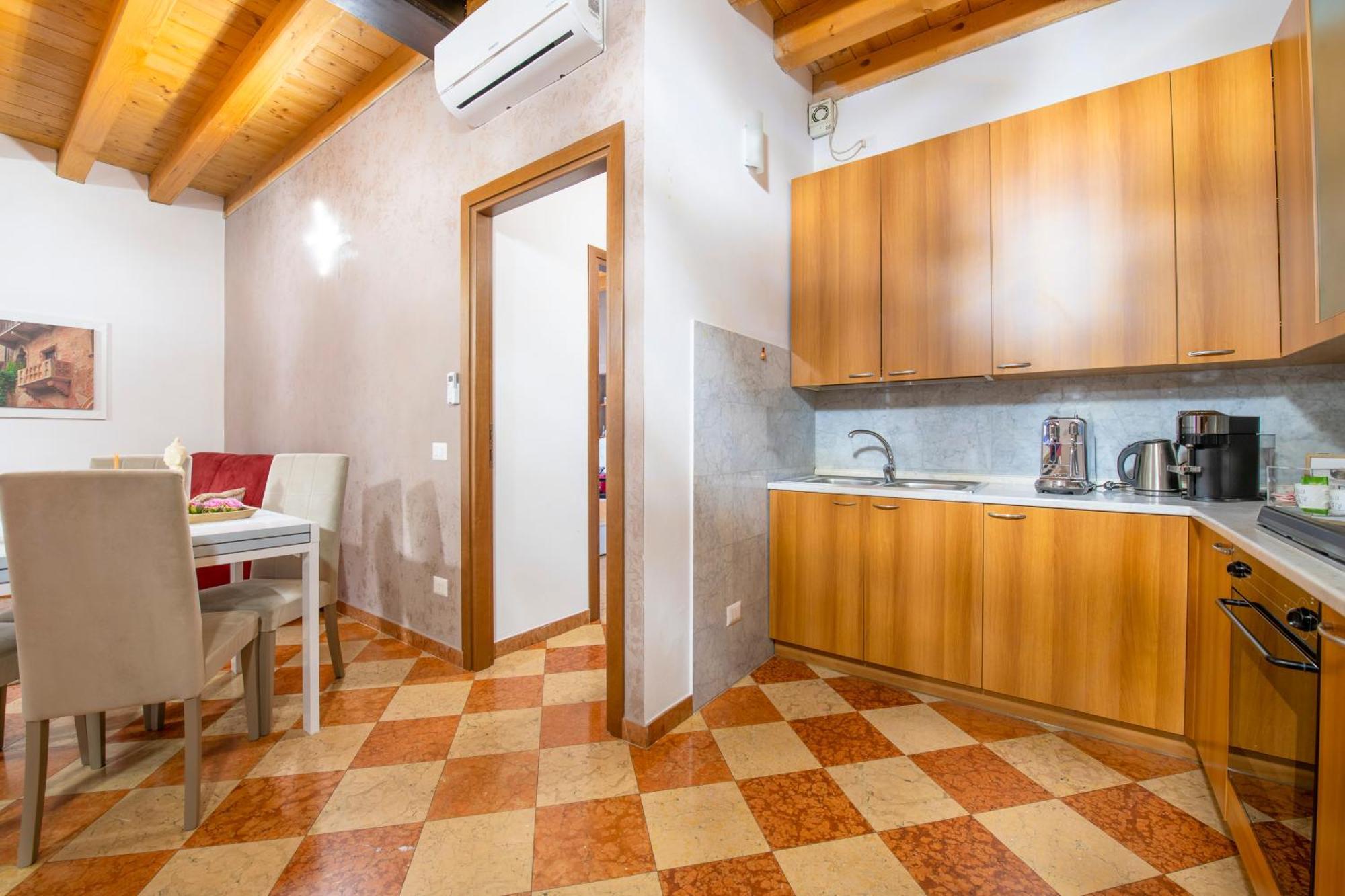 Palace Home Mazzini Verona Esterno foto