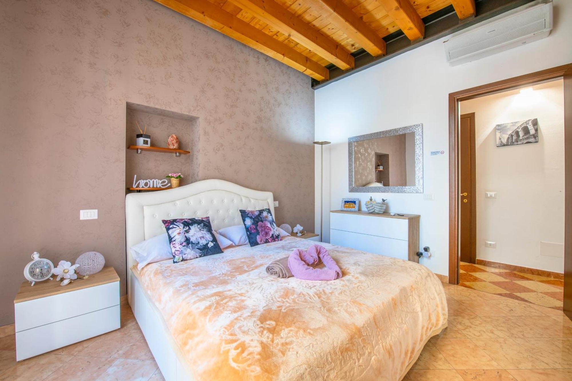 Palace Home Mazzini Verona Esterno foto